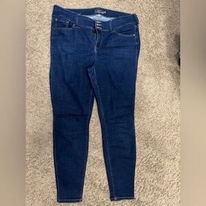Women's Skinny Blue Jeans